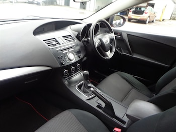 Used Mazda Mazda3 2013 for sale - 75572045: Photo