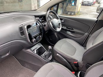 Used Renault Captur 2016 for sale - 79664799: Photo