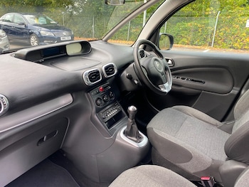 Used Citroen C3 Picasso 2016 for sale - 79603754: Photo