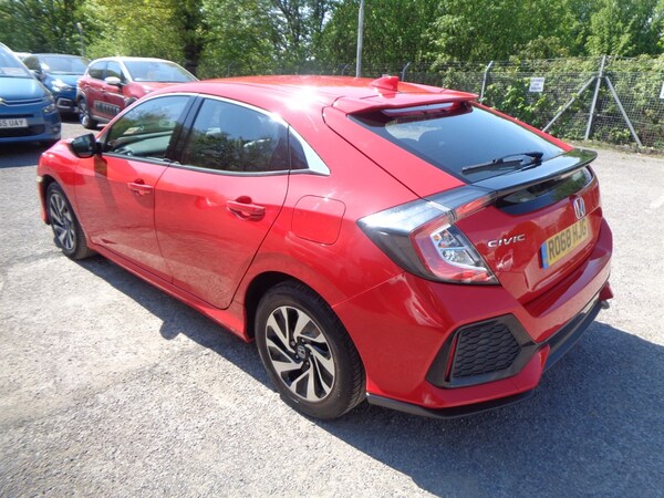 Used Honda Civic 2018 for sale - 75569878: Photo 9