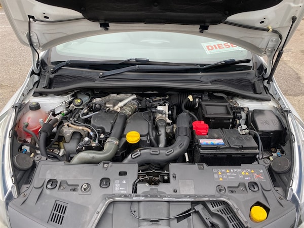 Used Renault Clio 2017 for sale - 76290144: Photo 11