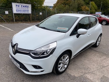 Used Renault Clio 2017 for sale - 76290144: Photo 2