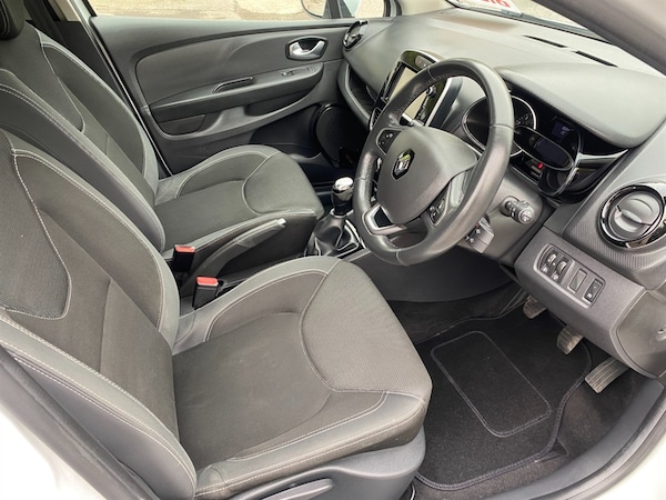 Used Renault Clio 2017 for sale - 76290144: Photo 3