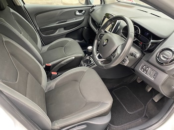 Used Renault Clio 2017 for sale - 76290144: Photo 3