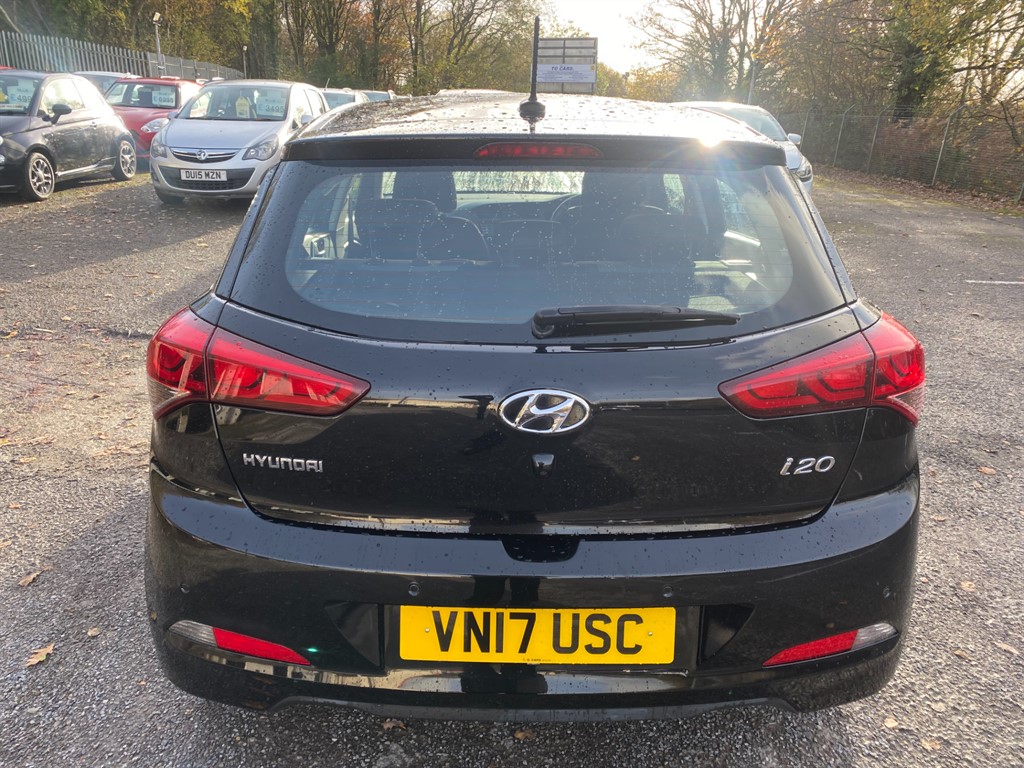 Used Hyundai i20 2017 for sale - 76580378: Photo 8