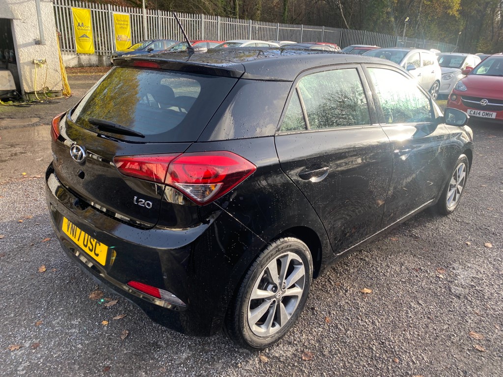 Used Hyundai i20 2017 for sale - 76580378: Photo 9