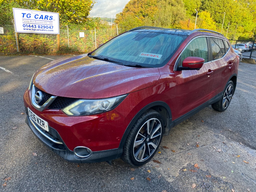 Used Nissan Qashqai 2016 for sale - 76332379: Photo 2