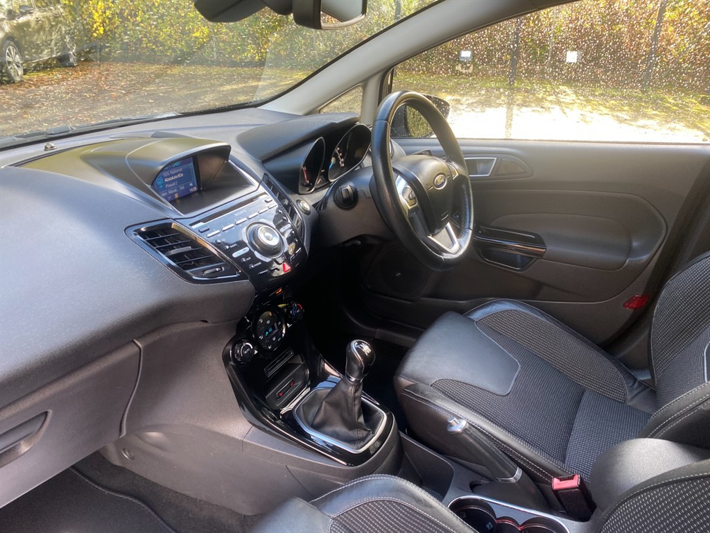 Used Ford Fiesta 2016 for sale - 77063541: Photo 4