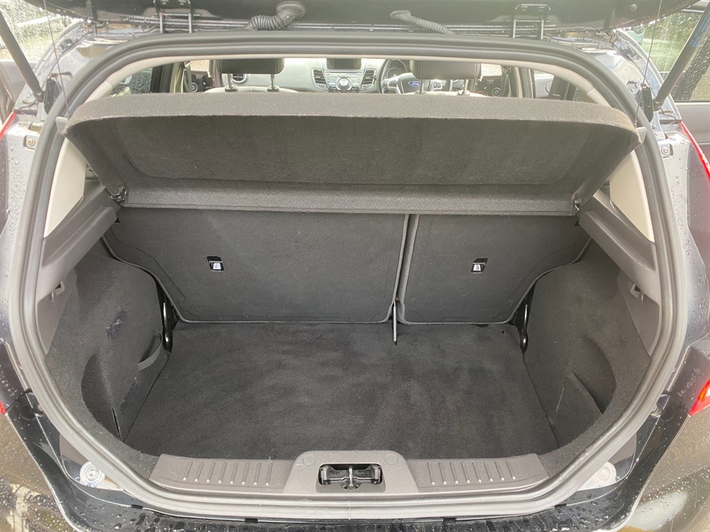 Used Ford Fiesta 2016 for sale - 77063541: Photo 6