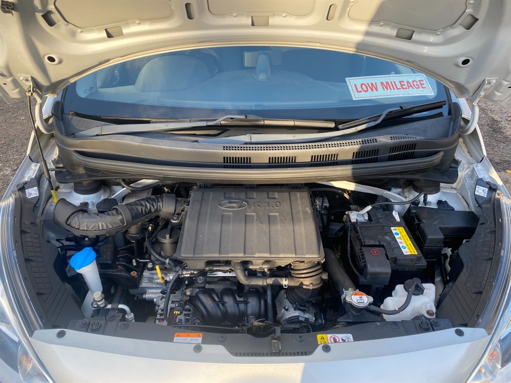 Used Hyundai i10 2018 for sale - 76818066: Photo 11