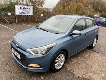Used Hyundai i20 2016 for sale - 76544649: Photo