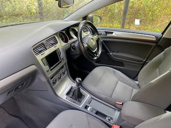 Used Volkswagen Golf 2015 for sale - 78581758: Photo