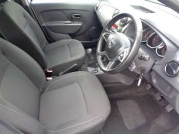 Used Dacia Sandero 2018 for sale - 72041449: Photo