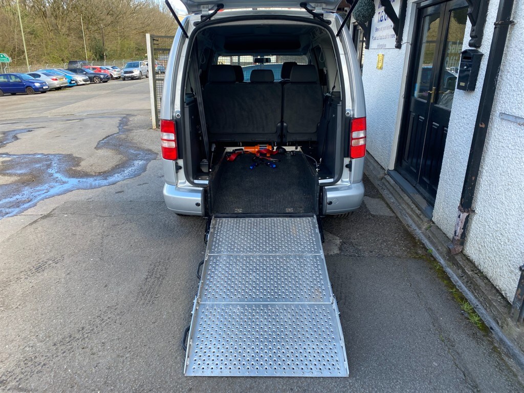 Used Volkswagen Caddy Maxi Life 2015 for sale - 78117058: Photo 8