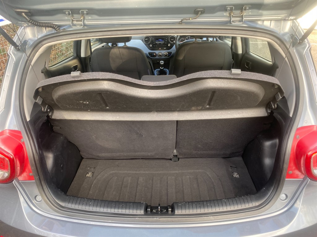 Used Hyundai i10 2014 for sale - 77127720: Photo 6