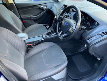 Used Ford Focus 2015 for sale - 77354033: Photo