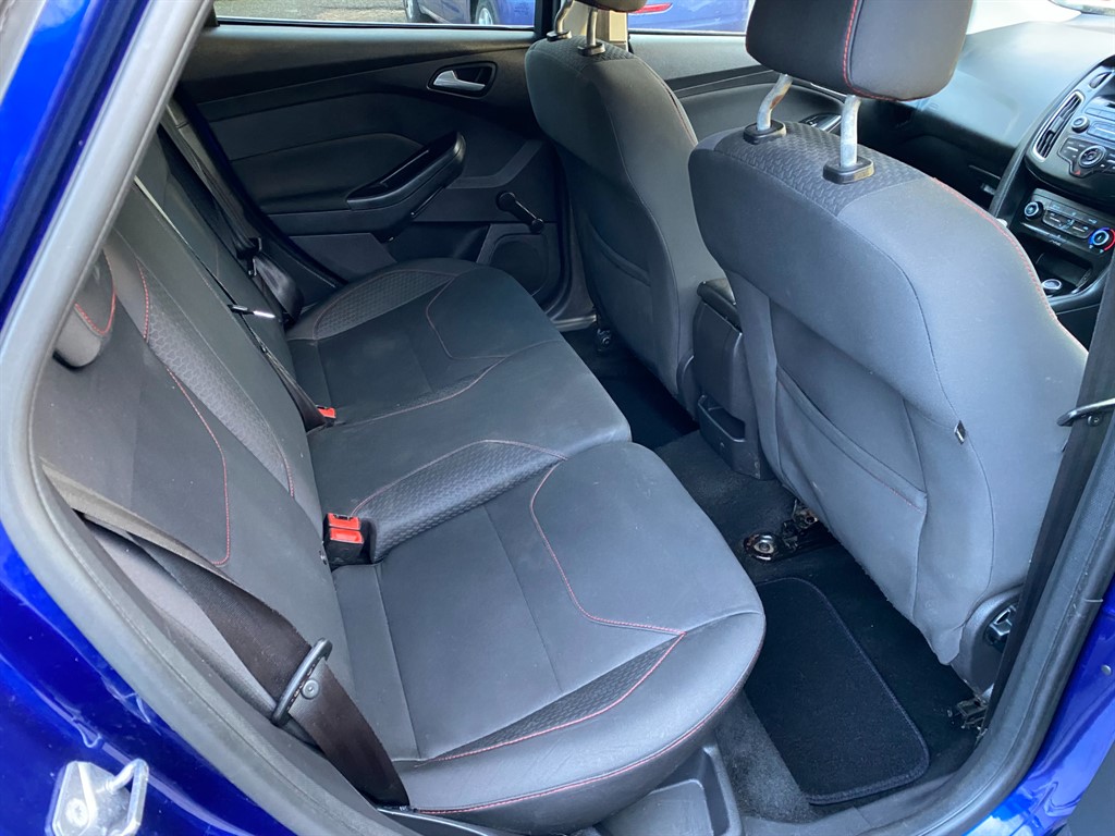 Used Ford Focus 2015 for sale - 77354033: Photo 5