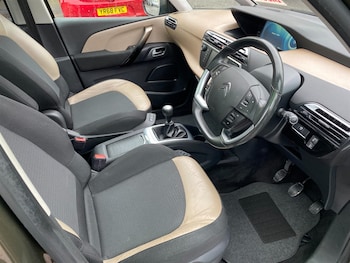Used Citroen C4 Grand Picasso 2015 for sale - 75997118: Photo