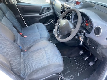Used Peugeot Partner 2011 for sale - 75715498: Photo