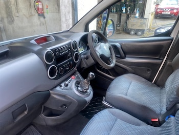 Used Peugeot Partner 2011 for sale - 75715498: Photo
