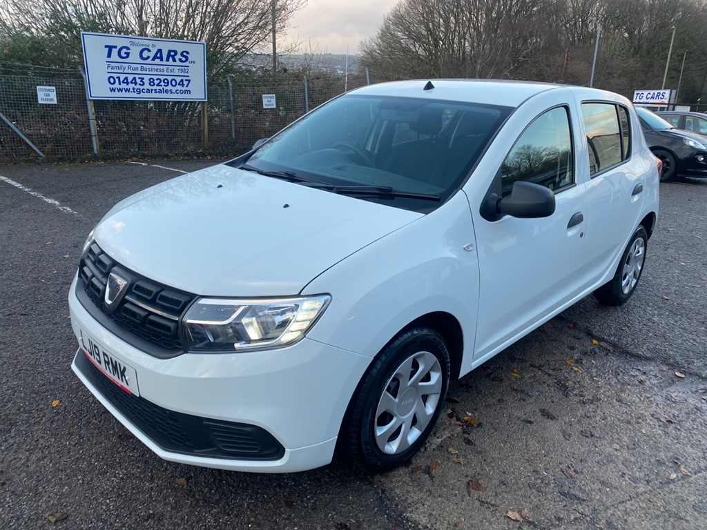 Used Dacia Sandero 2019 for sale - 76908231: Photo 2