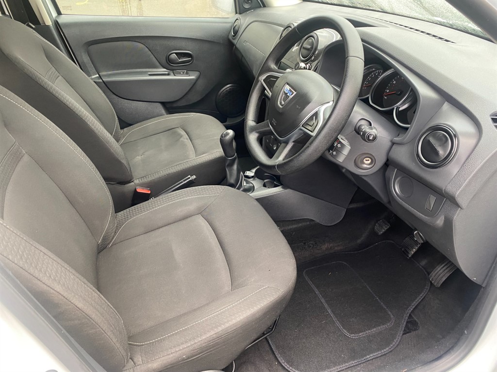 Used Dacia Sandero 2019 for sale - 76908231: Photo 3