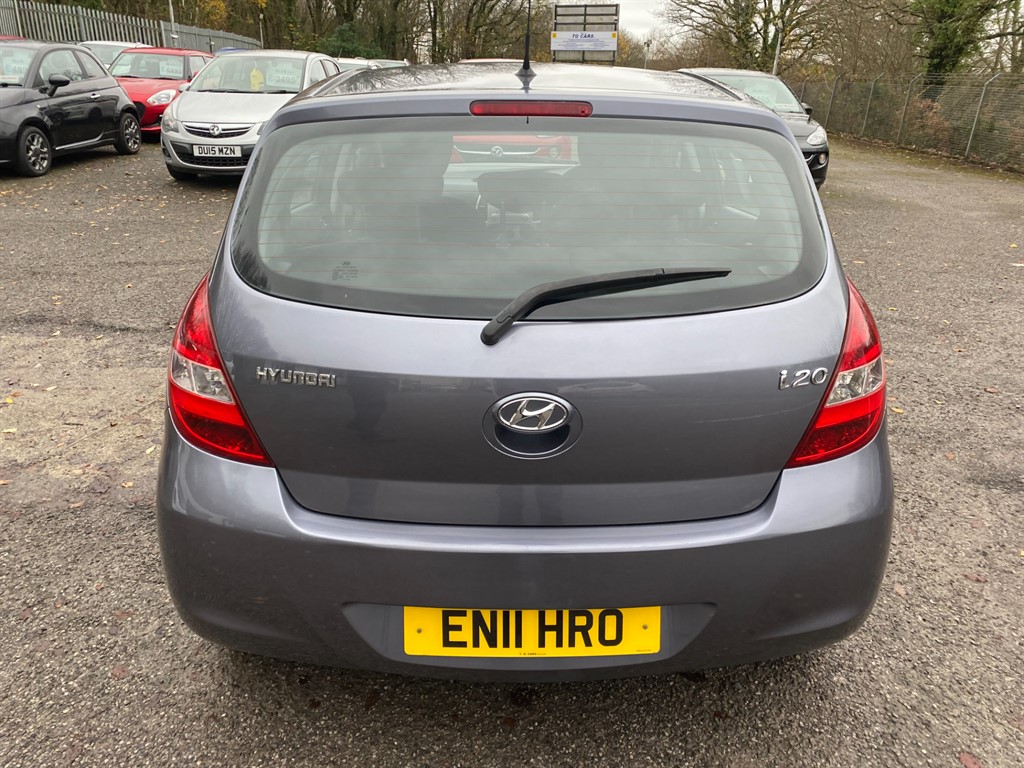 Used Hyundai i20 2011 for sale - 76861981: Photo 8