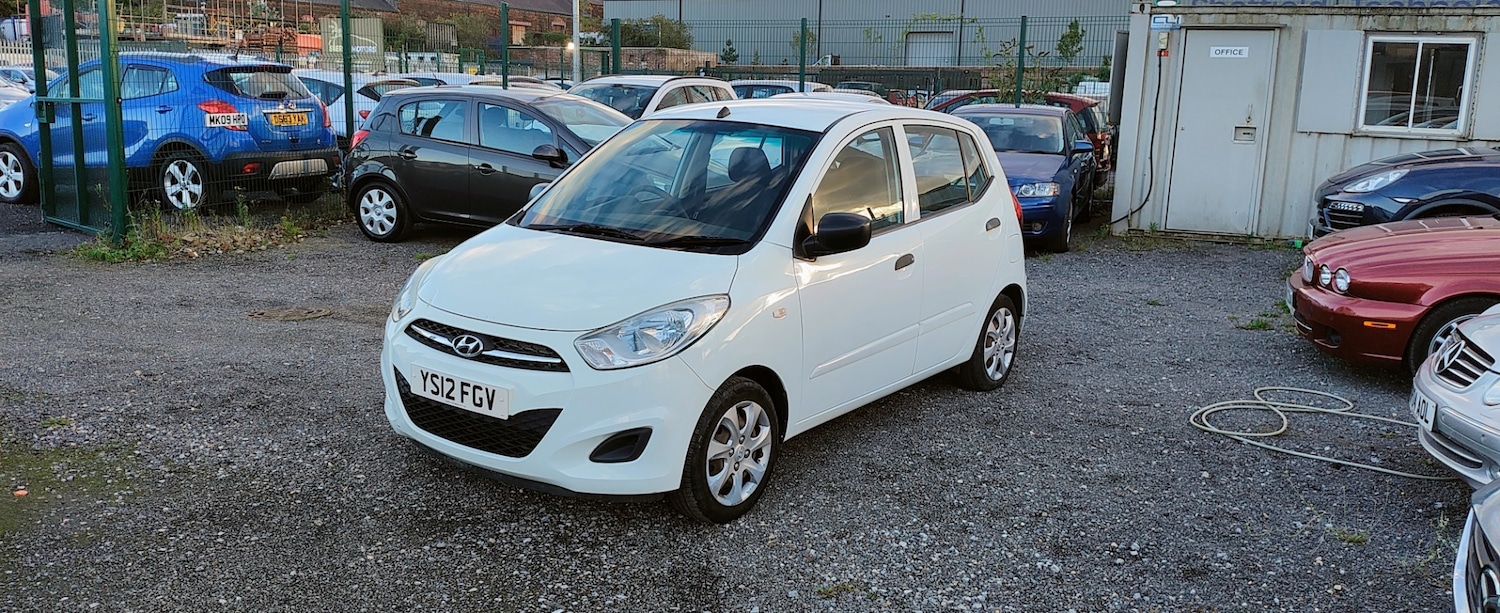 Used Hyundai i10 2012 for sale - 76718859: Photo 2