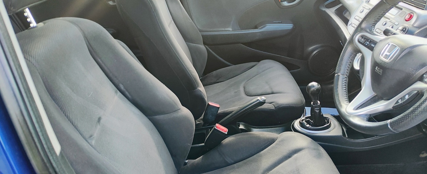 Used Honda Jazz 2010 for sale - 76718846: Photo 13