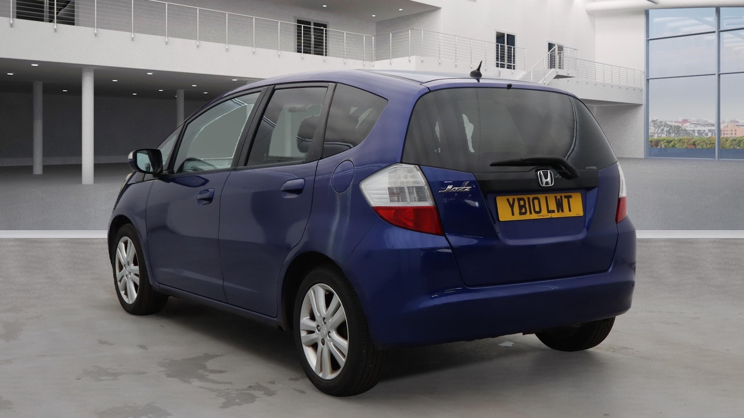 Used Honda Jazz 2010 for sale - 76718846: Photo 3
