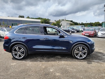 Used Porsche Cayenne 2012 for sale - 76718753: Photo