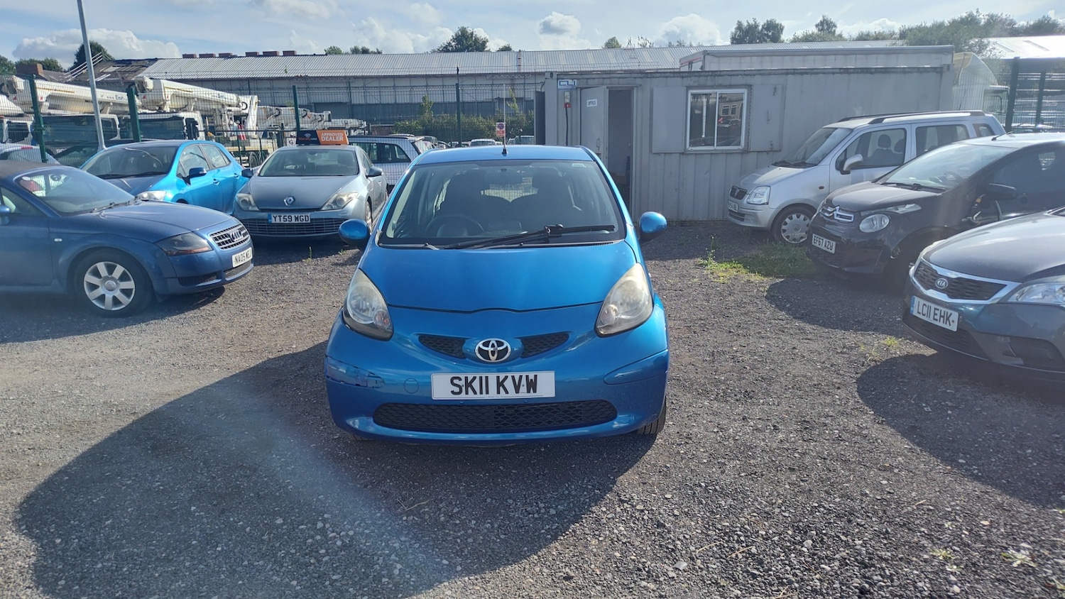 Used Toyota AYGO 2011 for sale - 76718876: Photo 7