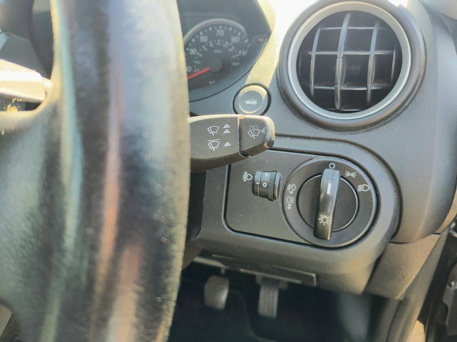 Used Ford Fiesta 2005 for sale - 76718864: Photo 16