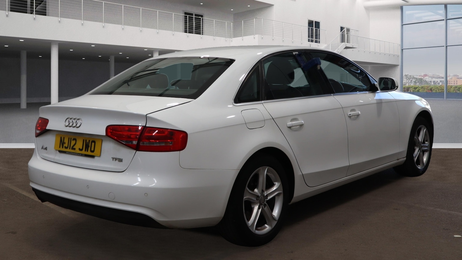 Used Audi A4 2012 for sale - 76718670: Photo 4