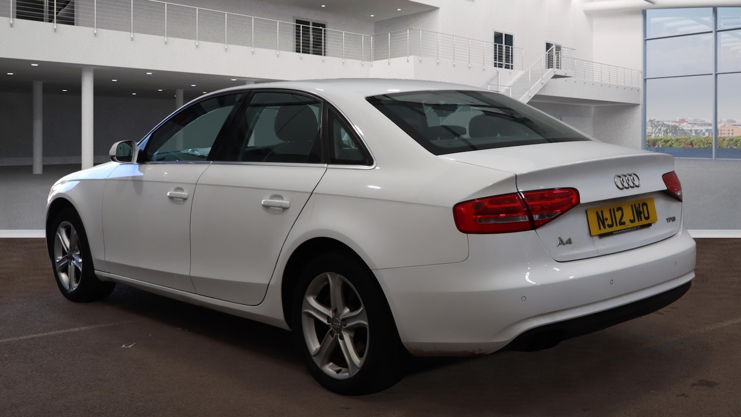 Used Audi A4 2012 for sale - 76718670: Photo 5