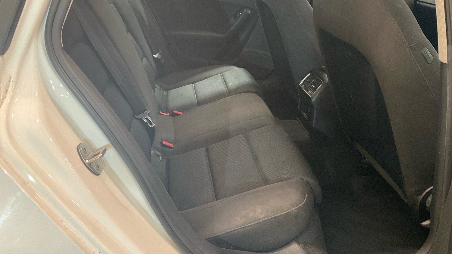 Used Audi A4 2012 for sale - 76718670: Photo 7