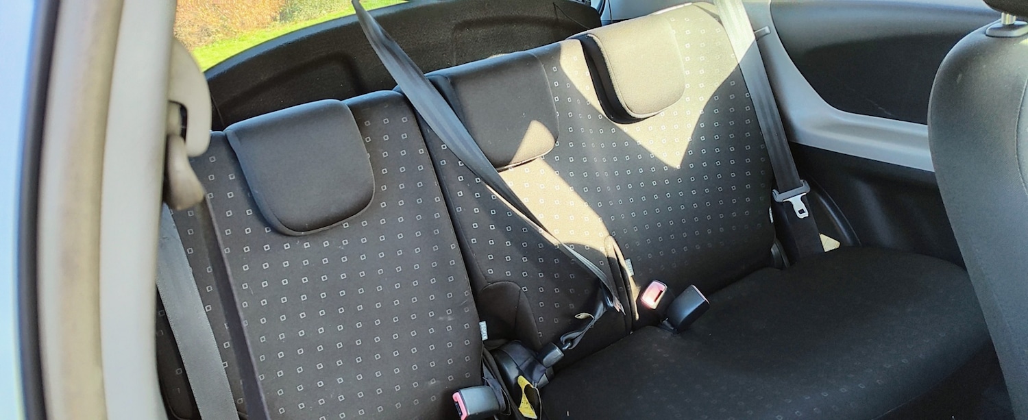 Used Toyota Yaris 2006 for sale - 77947149: Photo 14