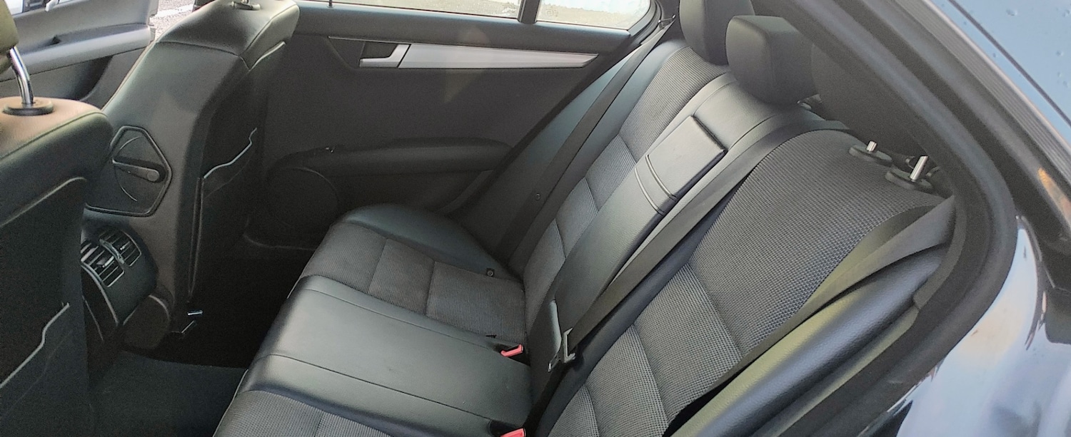 Used Mercedes-Benz C Class 2014 for sale - 76718848: Photo 10