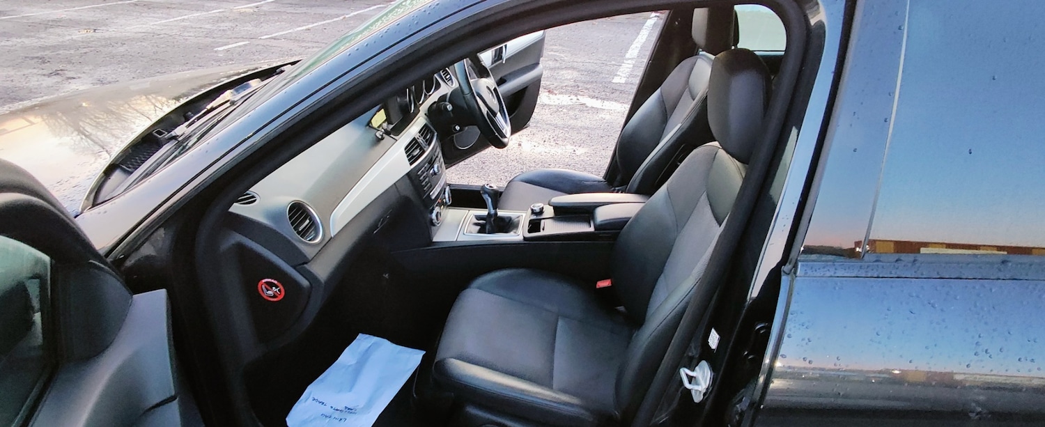 Used Mercedes-Benz C Class 2014 for sale - 76718848: Photo 11