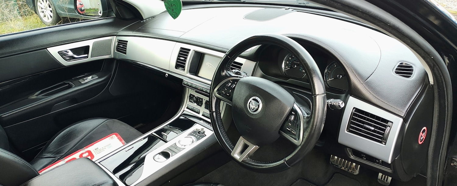 Used Jaguar XF 2012 for sale - 76713347: Photo 10