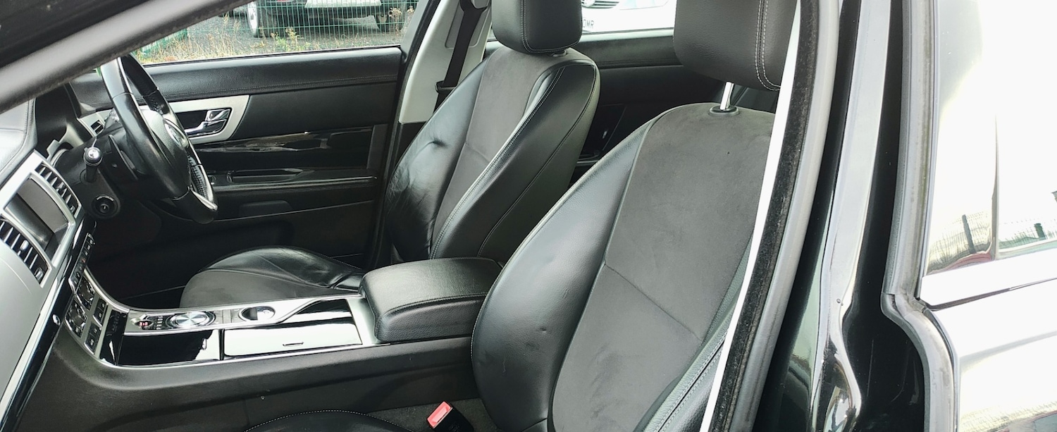 Used Jaguar XF 2012 for sale - 76713347: Photo 12