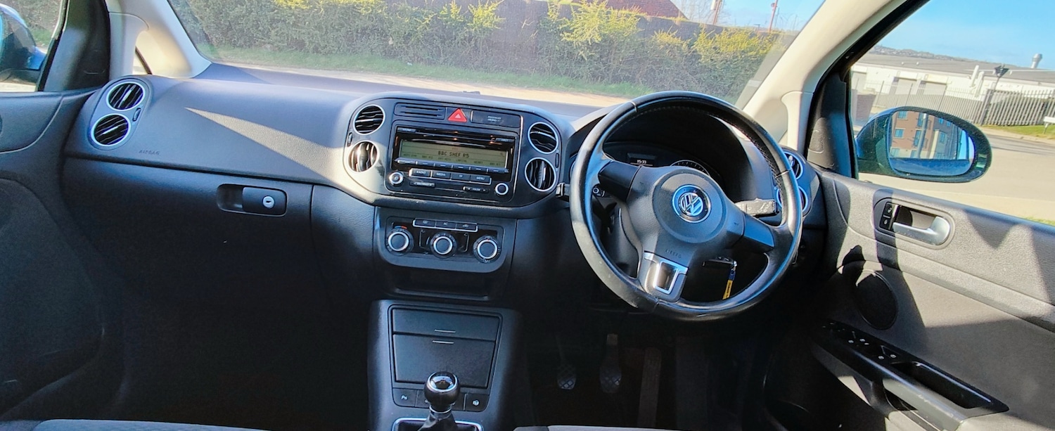 Used Volkswagen Golf Plus 2010 for sale - 77790403: Photo 19