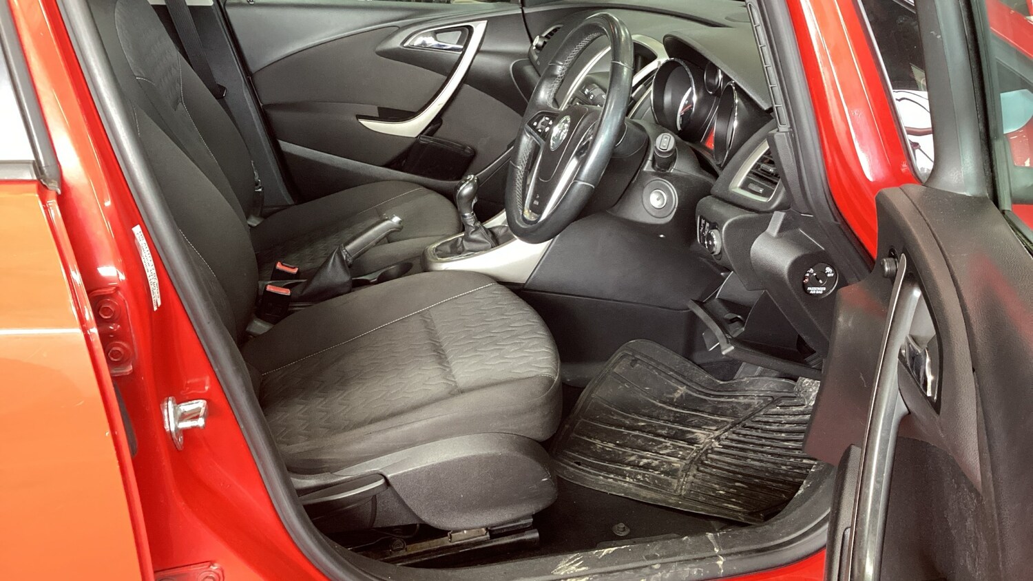 Used Vauxhall Astra 2013 for sale - 77945512: Photo 7