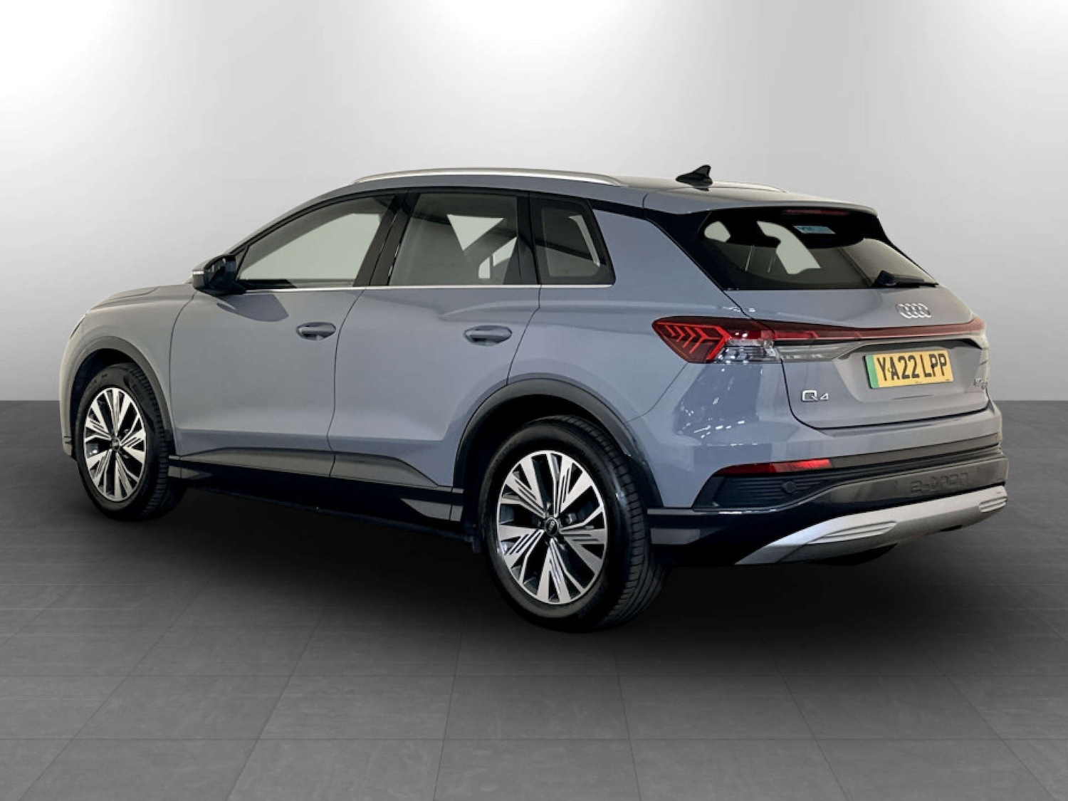 Used Audi Q4 e-tron 2022 for sale - 77185374: Photo 8