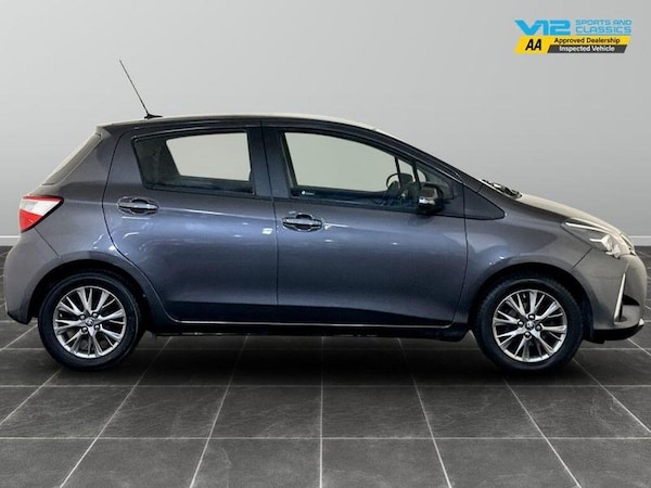 Used Toyota Yaris 2017 for sale - 76266054: Photo 11