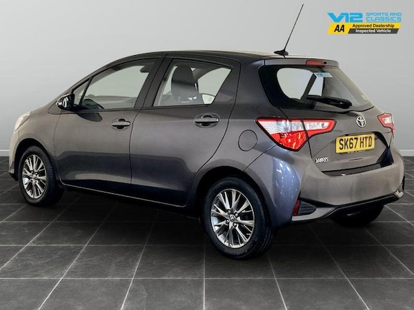 Used Toyota Yaris 2017 for sale - 76266054: Photo 8