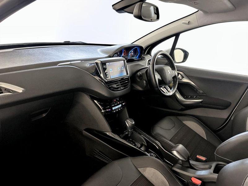 Used Peugeot 2008 2018 for sale - 76046479: Photo 12