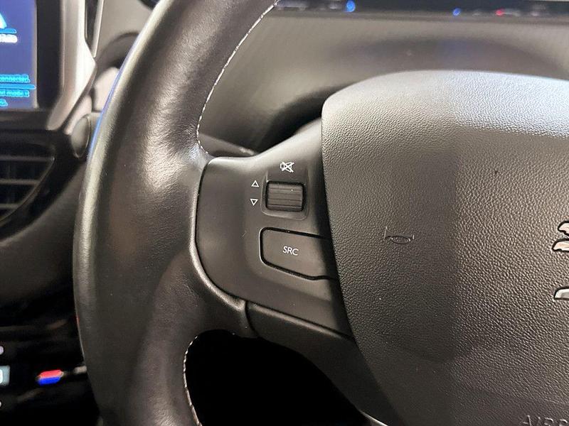 Used Peugeot 2008 2018 for sale - 76046479: Photo 17