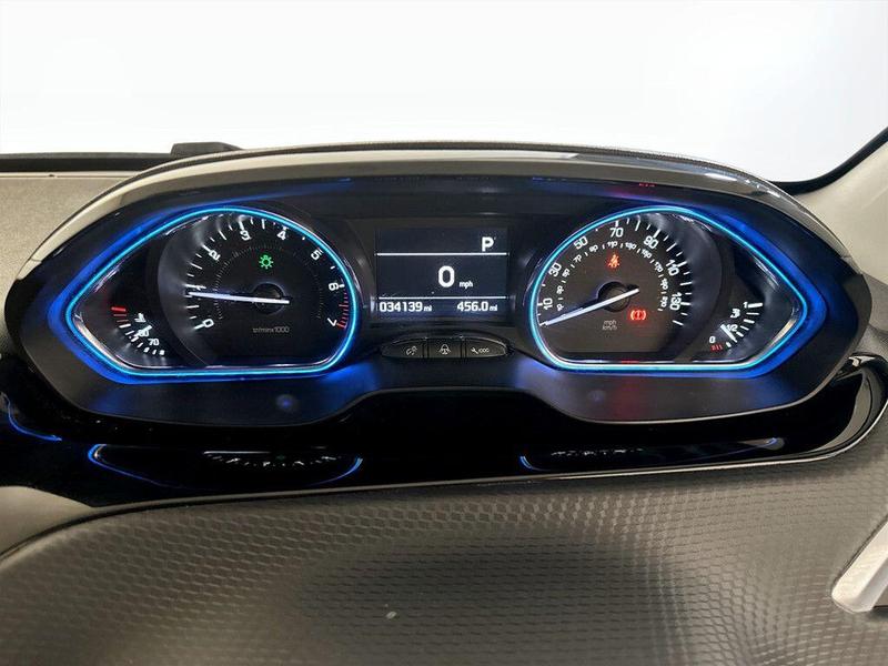 Used Peugeot 2008 2018 for sale - 76046479: Photo 18