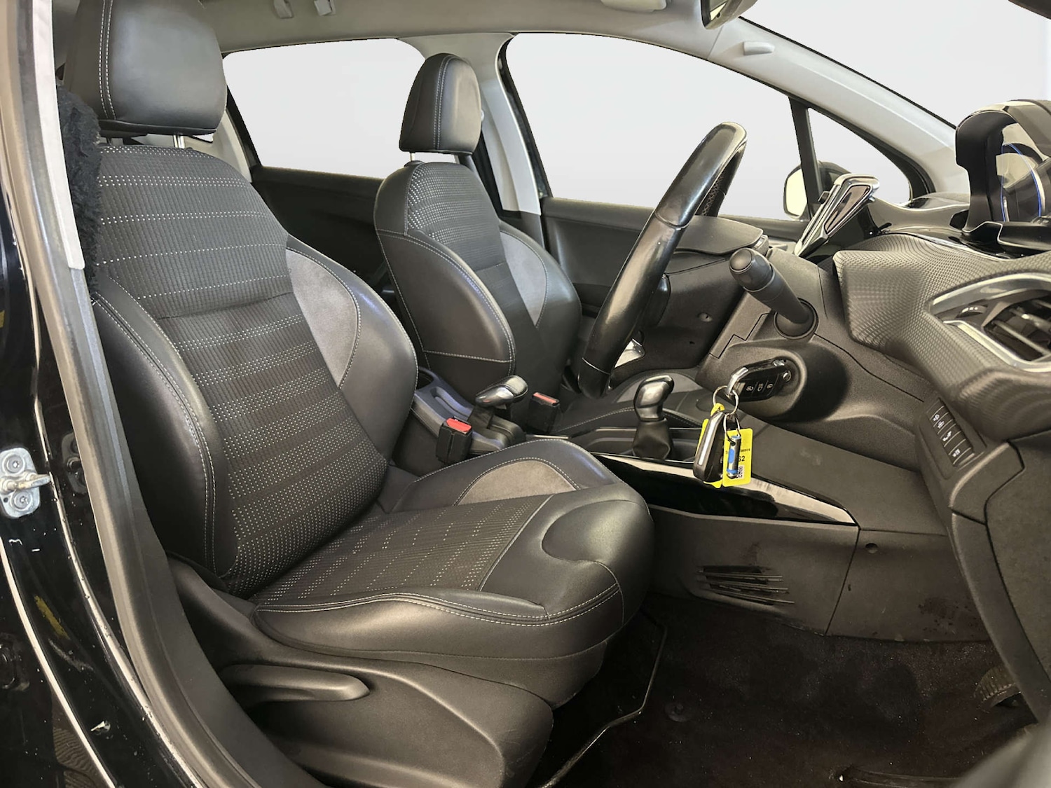 Used Peugeot 2008 2018 for sale - 78027772: Photo 13